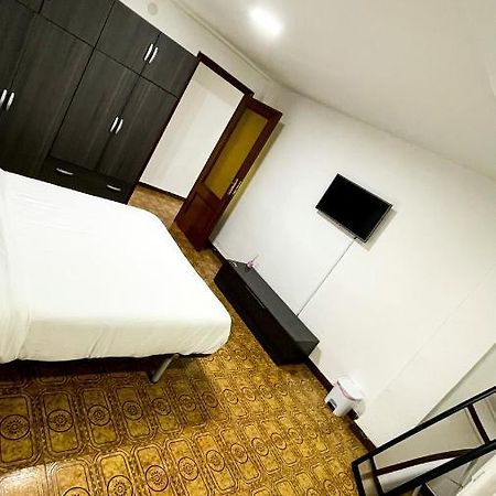 Alojamiento Valencia Apartment ภายนอก รูปภาพ