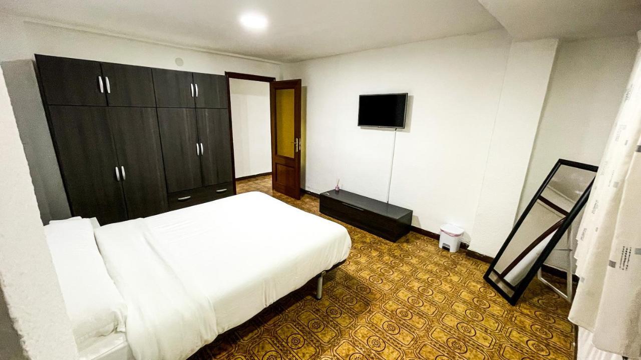 Alojamiento Valencia Apartment ภายนอก รูปภาพ