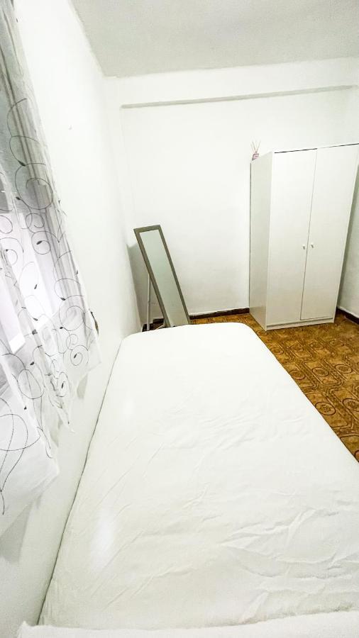 Alojamiento Valencia Apartment ภายนอก รูปภาพ